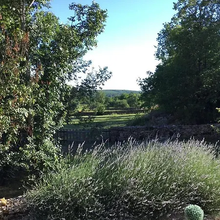 בית נופש Tiny House & Faycelles