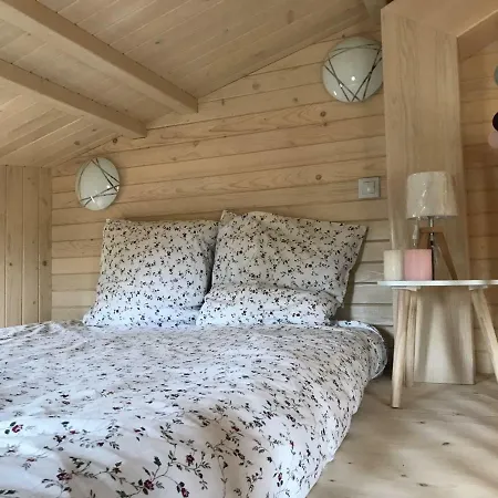 Tiny House & Climatisee Сasa de vacaciones Faycelles